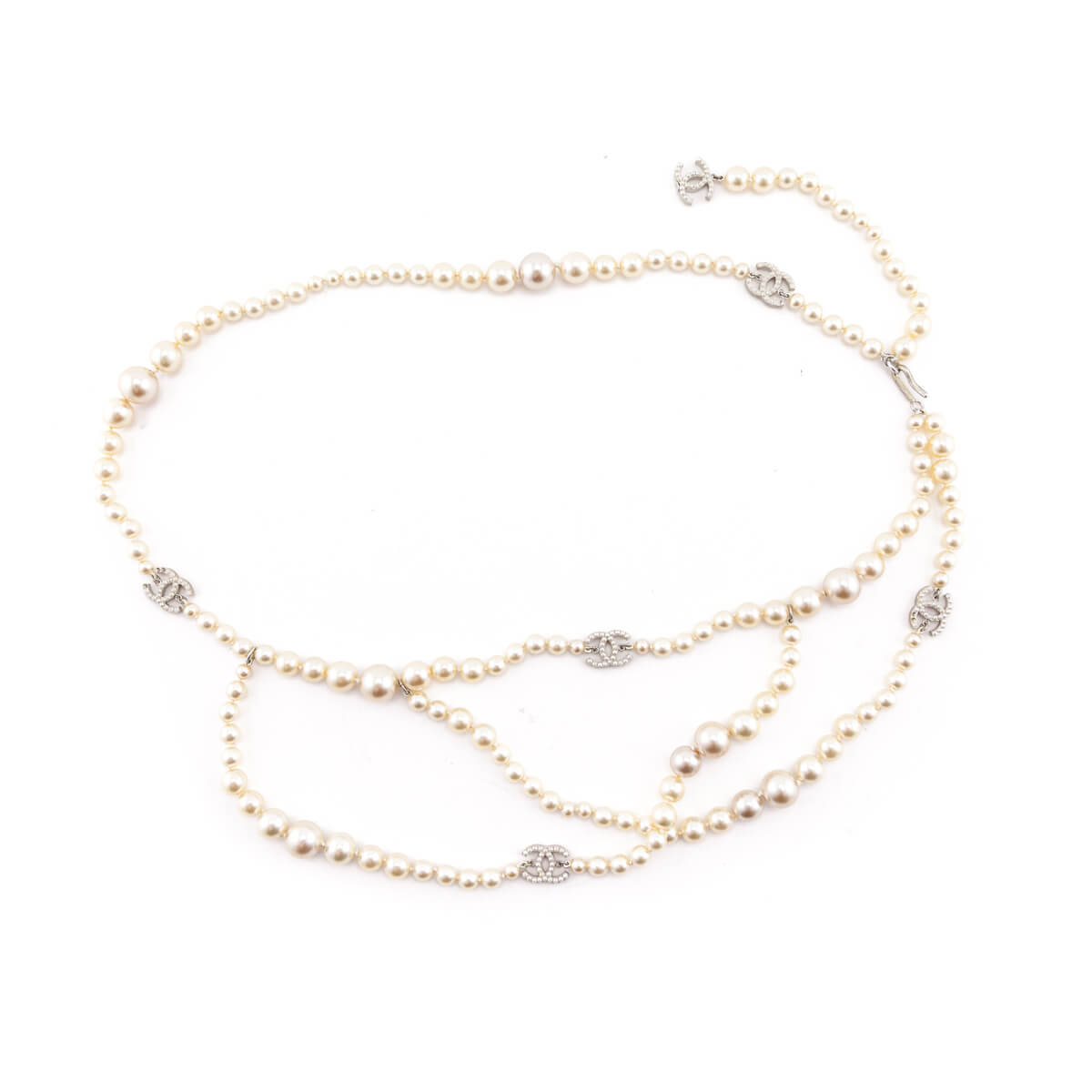 Chanel Faux Pearl CC Waist Belt - Love that Bag etc - Preowned Authentic Designer Handbags & Preloved Fashions