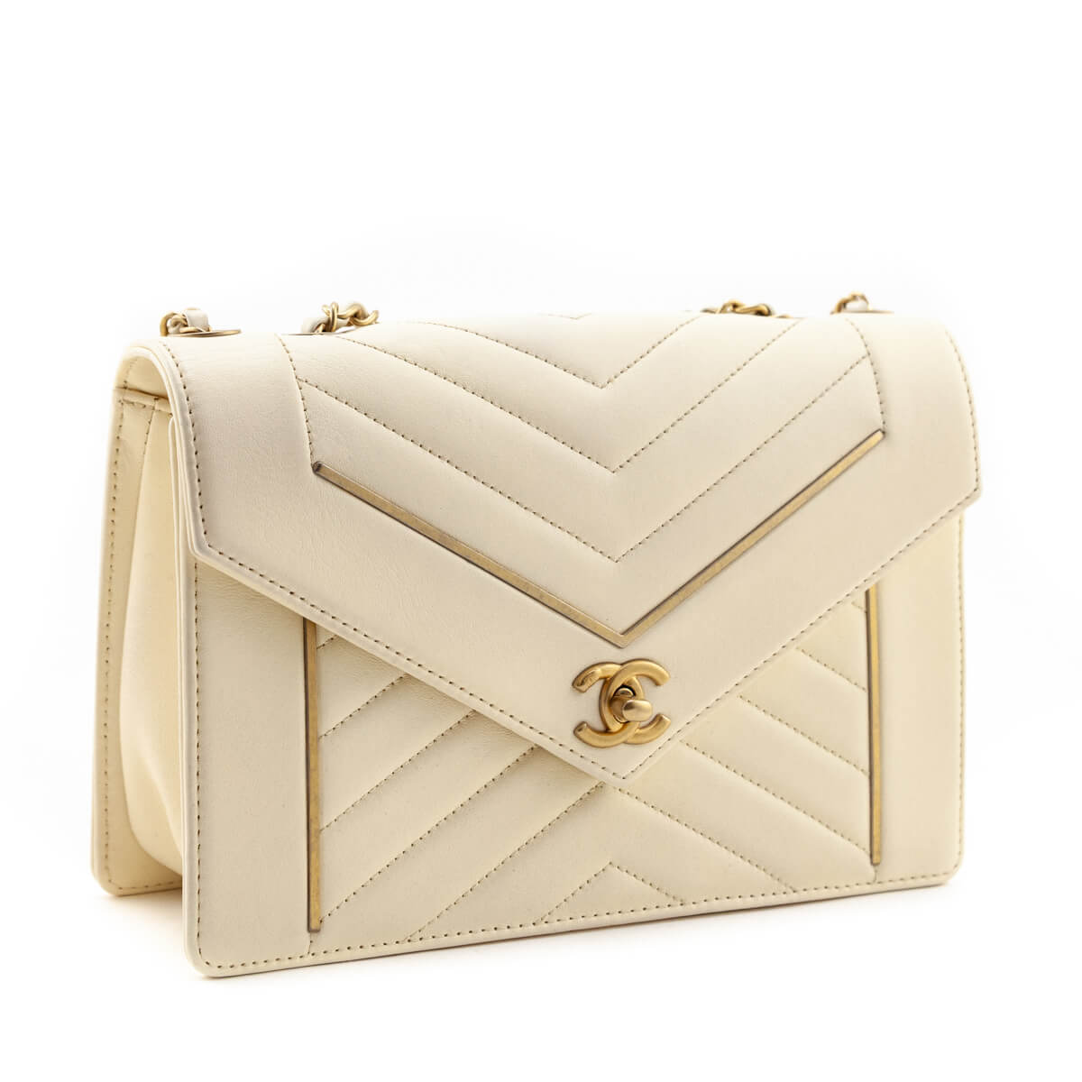 Chanel Ivory Lambskin Reversed Chevron Quilted Flap Bag - Love that Bag etc - Preowned Authentic Designer Handbags & Preloved Fashions