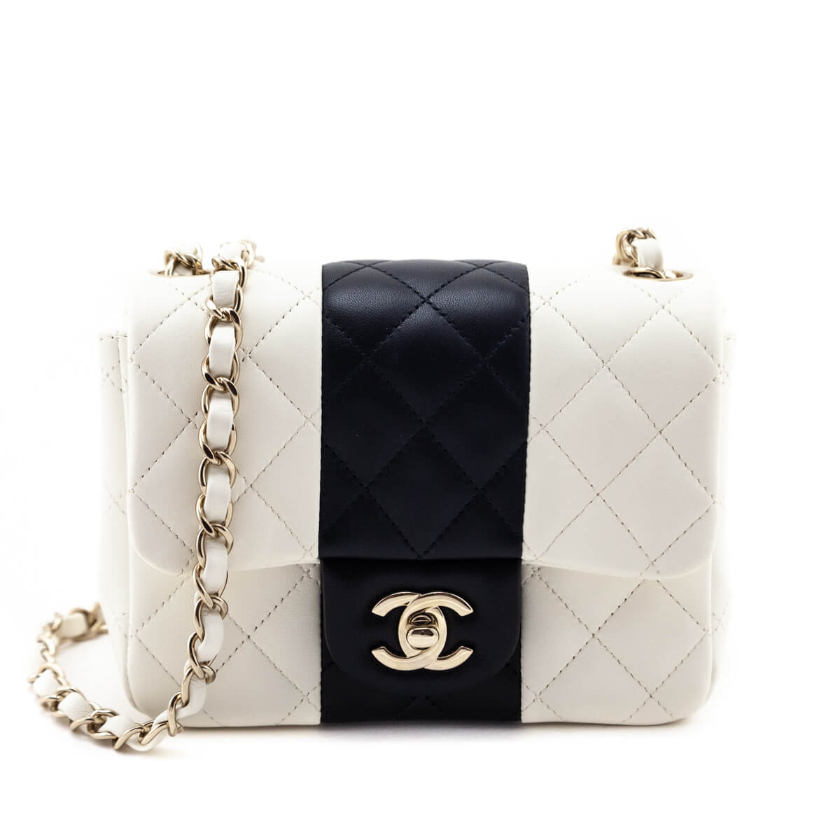 Chanel White & Black Lambskin Quilted Mini Square Flap Bag - Love 历史查询®Bag®幸运飞行艇官方开奖记录-168官方飞艇结果号码预测 - Preowned Authentic Designer Handbags & Preloved Fashions