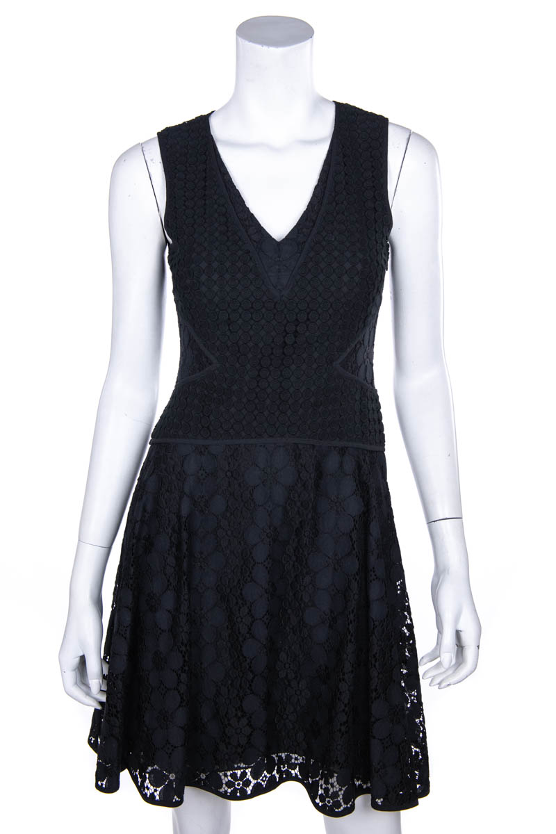 Diane von Furstenberg Black Lace Fiorenza Fit & Flare Dress Size XXS | US 0 - Love that Bag etc - Preowned Authentic Designer Handbags & Preloved Fashions