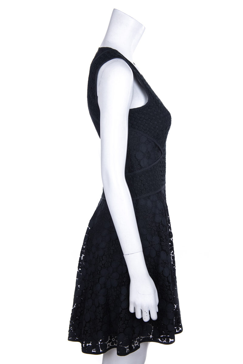 Diane von Furstenberg Black Lace Fiorenza Fit & Flare Dress Size XXS | US 0 - Love that Bag etc - Preowned Authentic Designer Handbags & Preloved Fashions
