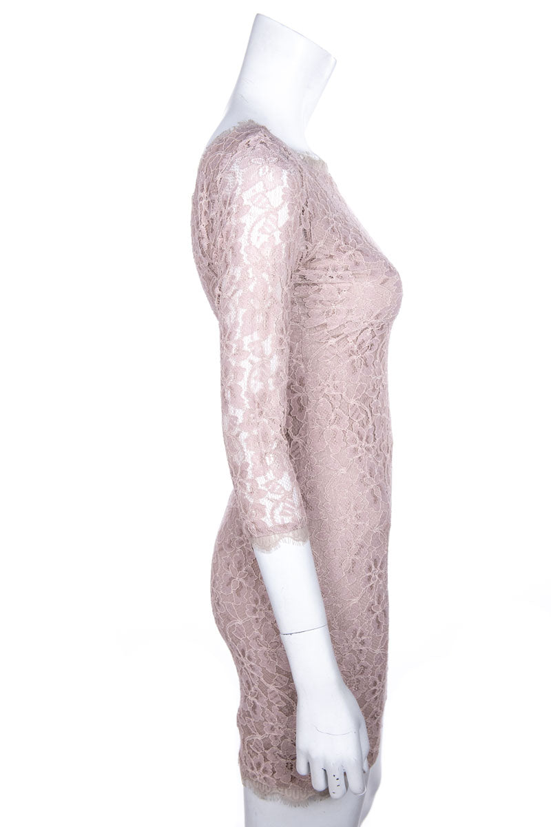 Diane von Furstenberg Blush Lace Zarita Dress Size XXS | US 0 - Love that Bag etc - Preowned Authentic Designer Handbags & Preloved Fashions