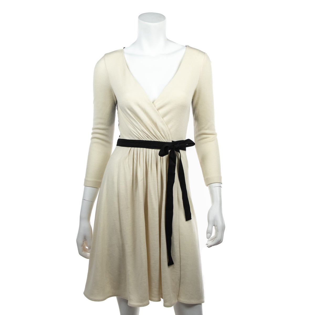 Diane von Furstenberg Ivory Wool Seductions LS Wrap Dress Size XXS | US 2 - Love that Bag etc - Preowned Authentic Designer Handbags & Preloved Fashions