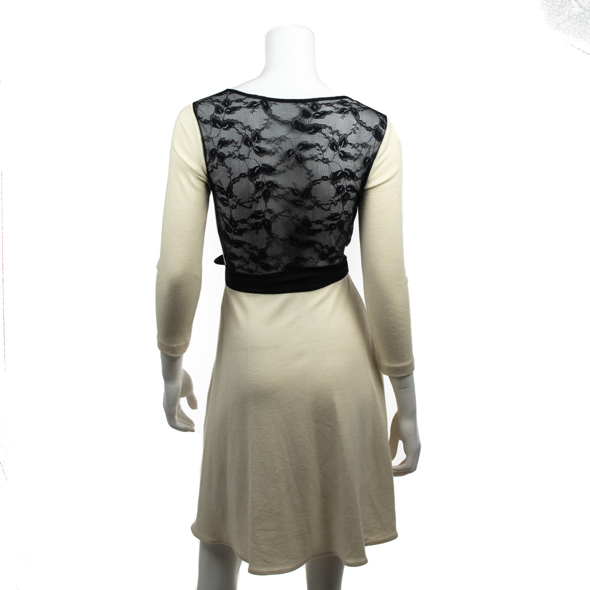 Diane von Furstenberg Ivory Wool Seductions LS Wrap Dress Size XXS | US 2 - Love that Bag etc - Preowned Authentic Designer Handbags & Preloved Fashions