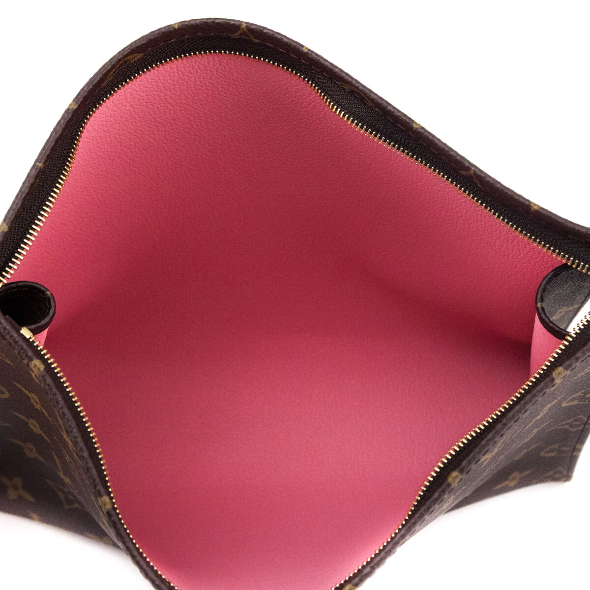 Louis Vuitton Monogram Toiletry Pouch 26 - Love that Bag etc - Preowned Authentic Designer Handbags & Preloved Fashions