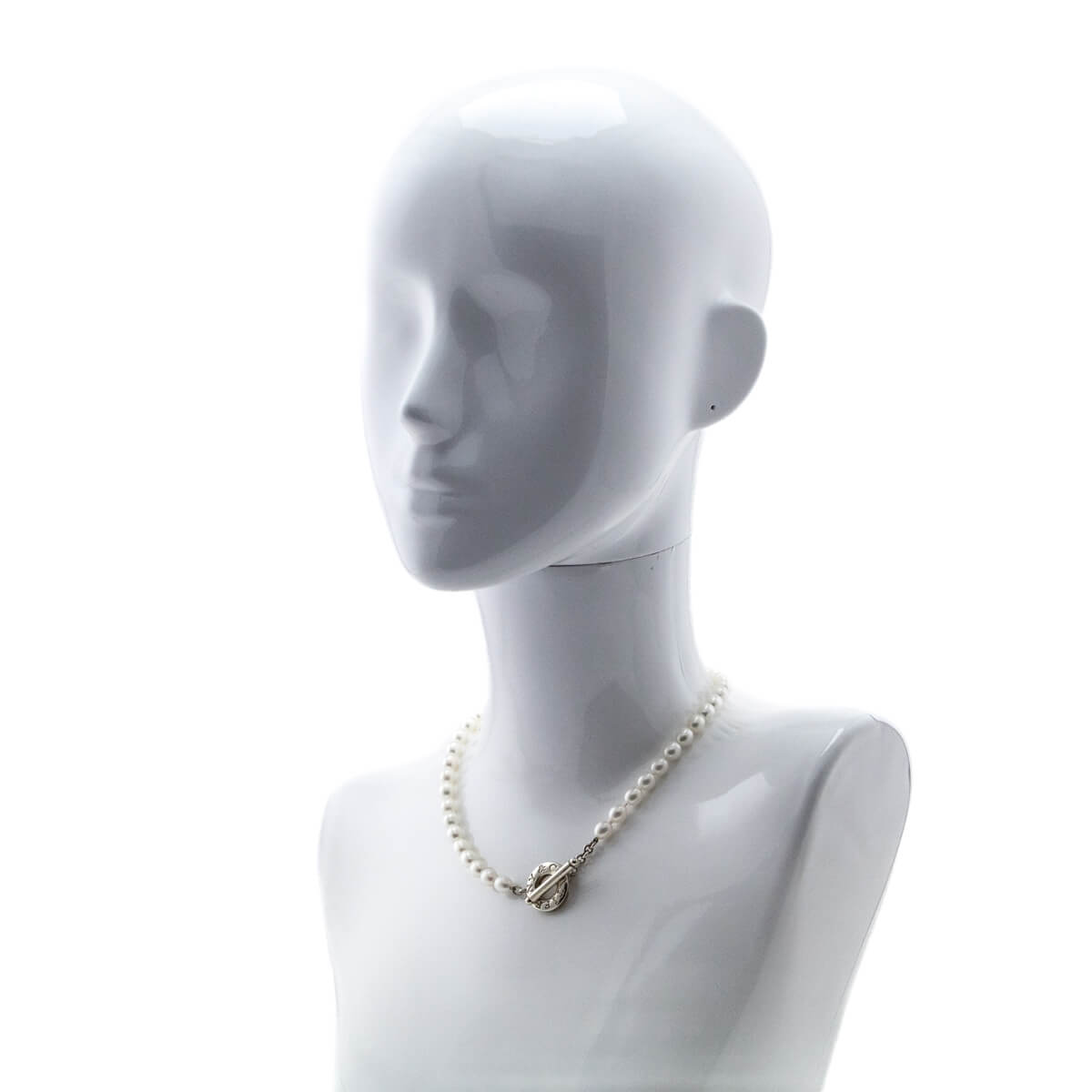 Tiffany & Co. Fresh Water Pearl Toggle Necklace - Love that Bag etc - Preowned Authentic Designer Handbags & Preloved Fashions