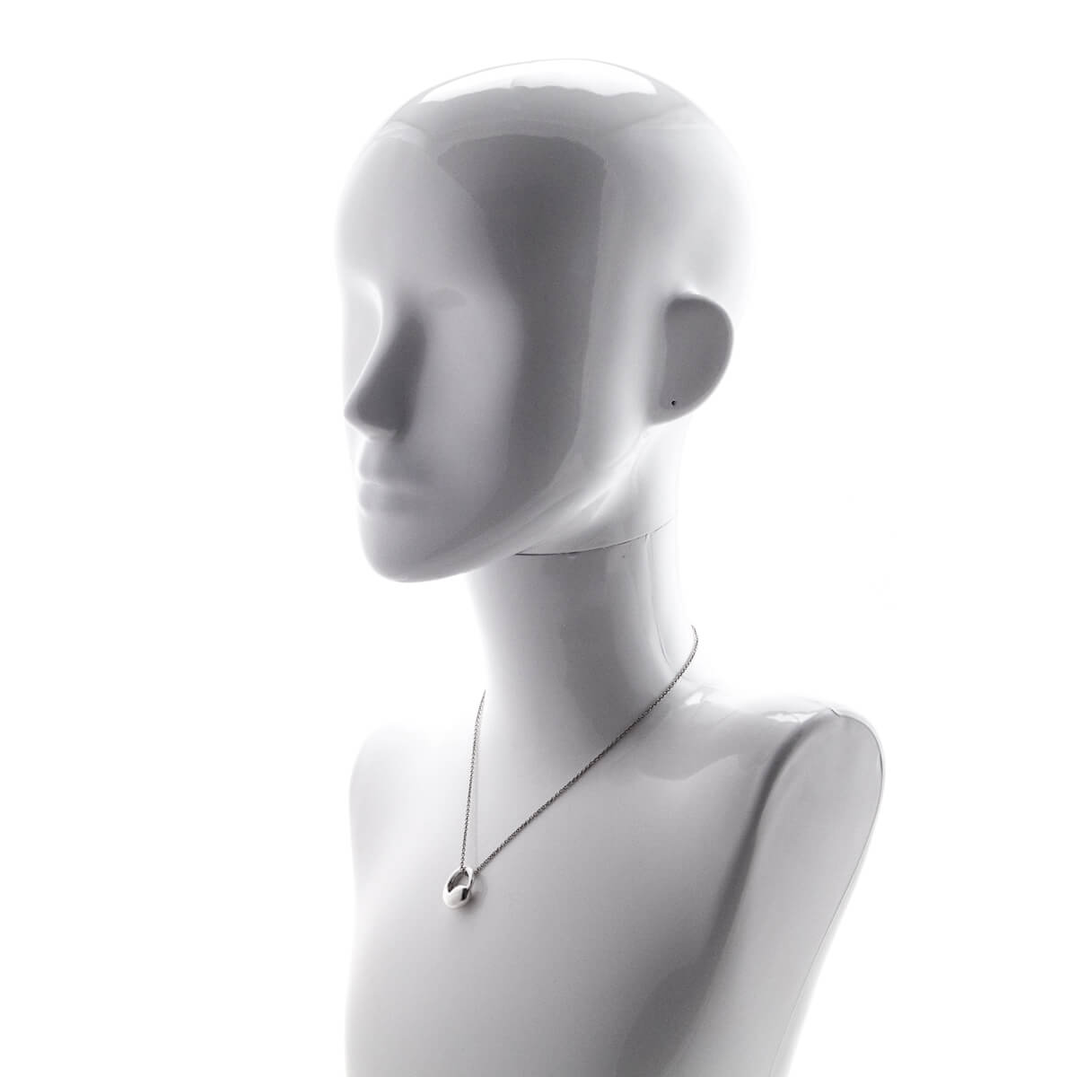 Tiffany & Co. Sterling Silver Elsa Peretti Eternal Circle Pendant Necklace - Love that Bag etc - Preowned Authentic Designer Handbags & Preloved Fashions